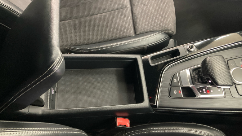 Audi A4 35 TDI Black Edition 5dr S Tronic Diesel Estate